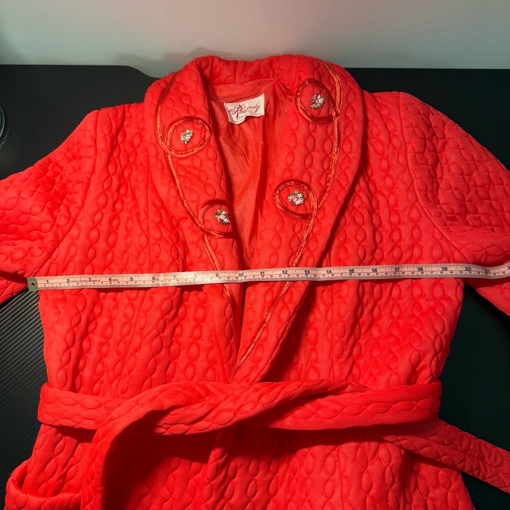 Vintage Rhapsody by Glazier Quilted Bed Jacket w/ Belt 💋✨ - Picture 13 of 14